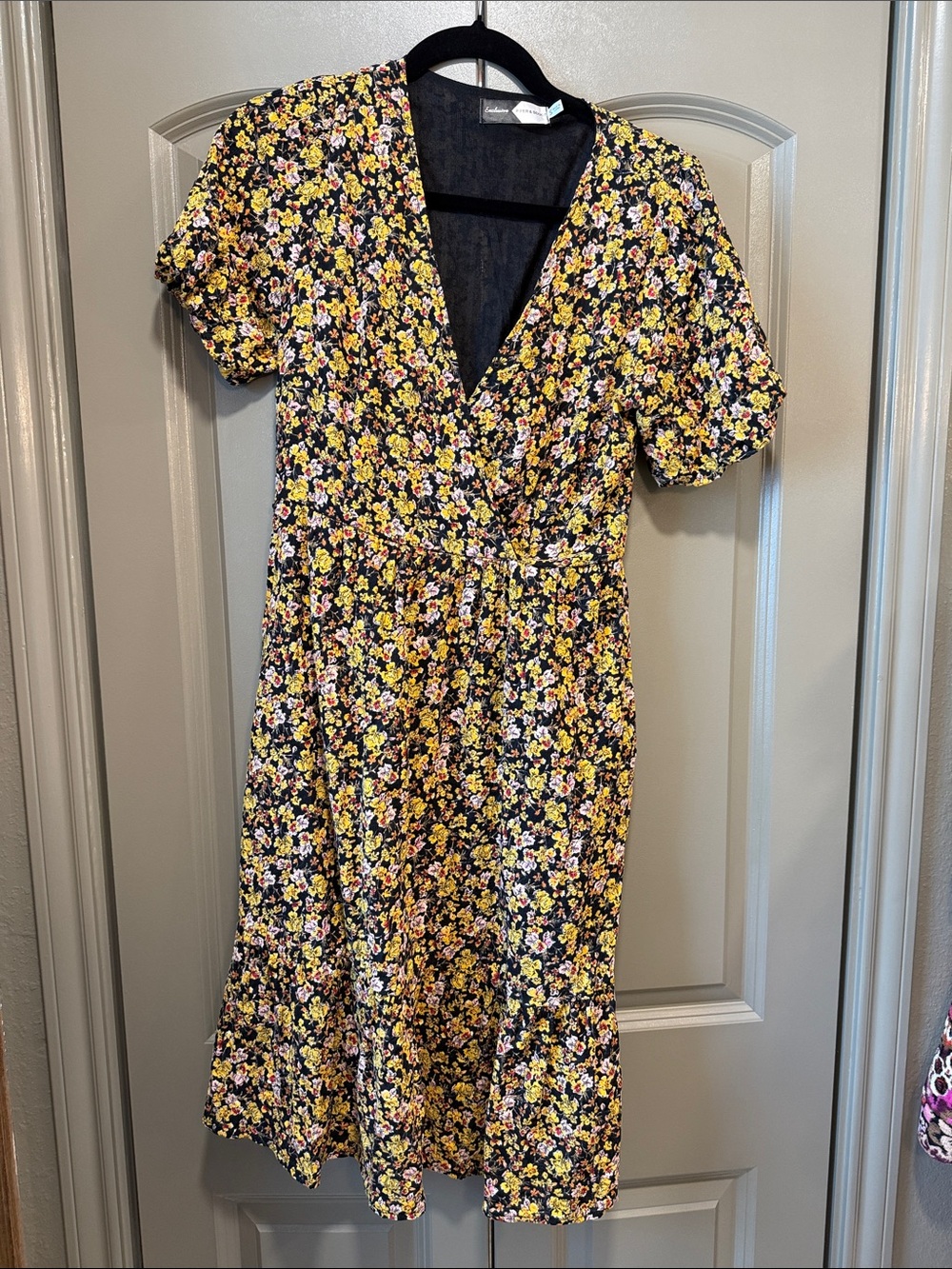 Piper & Scoot V-Neck Floral Midi Dress with Puff Sleeves - Black & Yellow